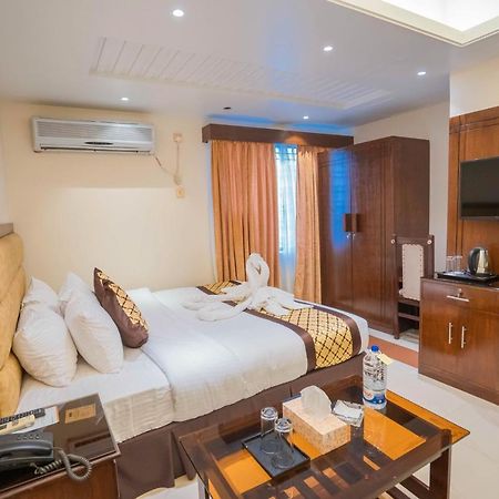 Central Inn Ντάκα Εξωτερικό φωτογραφία